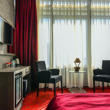 A11 Hotel Atasehir Estambul Exterior foto