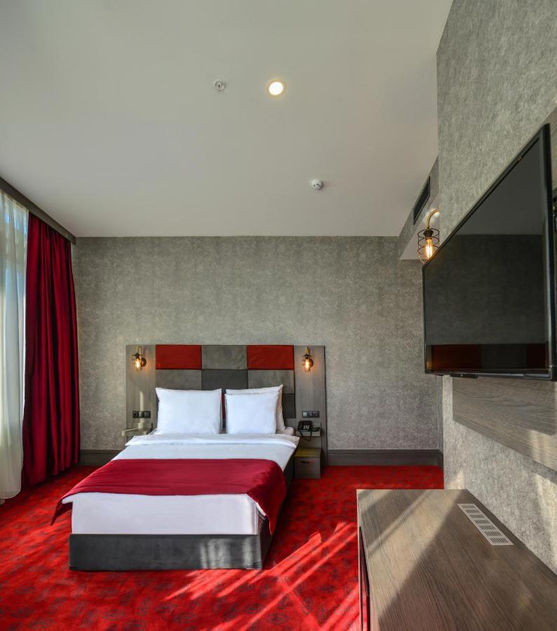 A11 Hotel Atasehir Estambul Exterior foto